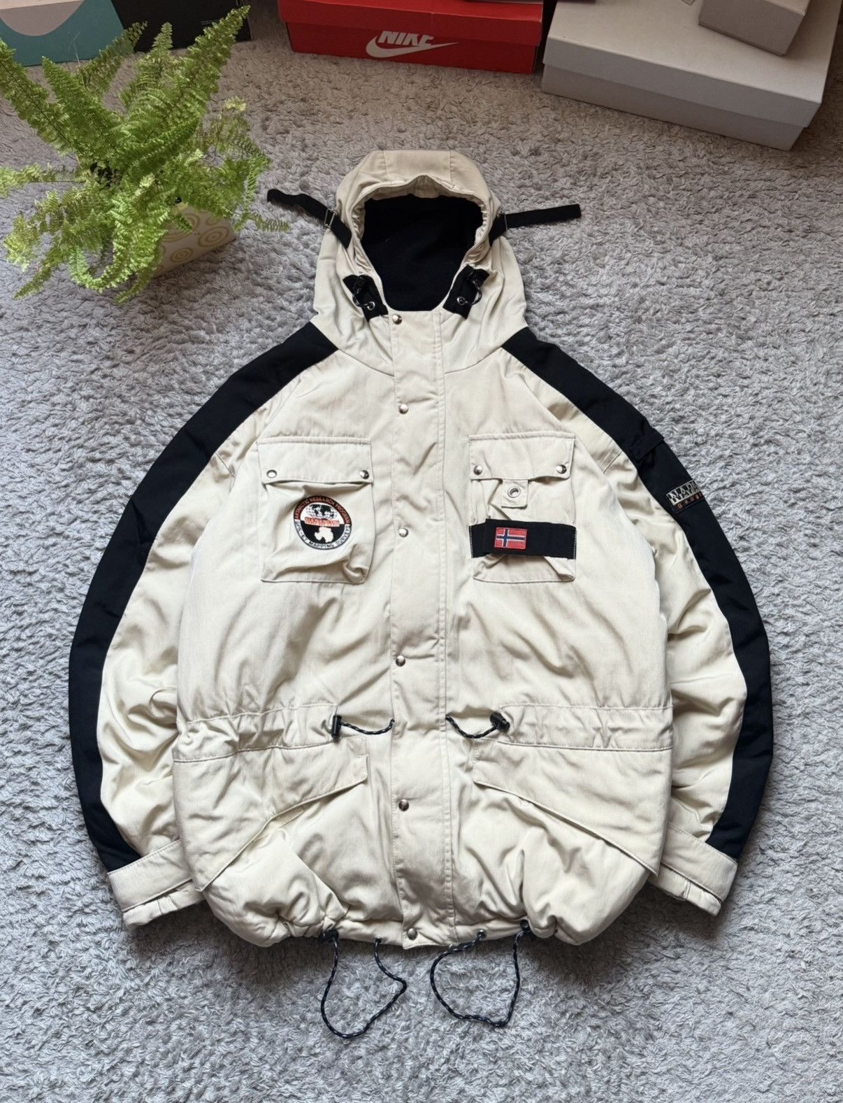 Napapijri 00s Napapijri Jacket Rare Big Logo Puffer Vintage Retro Size US XL / EU 56 / 4 - 1 Thumbnail