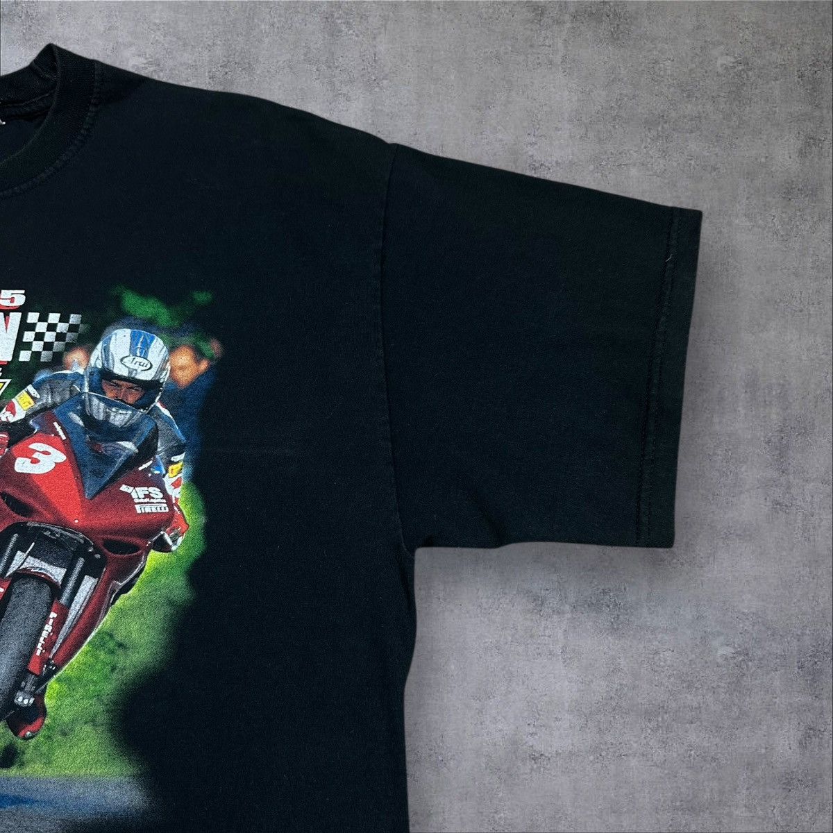 Vintage Isle of Man TT The Greatest Road Races In the World 2005 Tee Size US XL / EU 56 / 4 - 4 Thumbnail