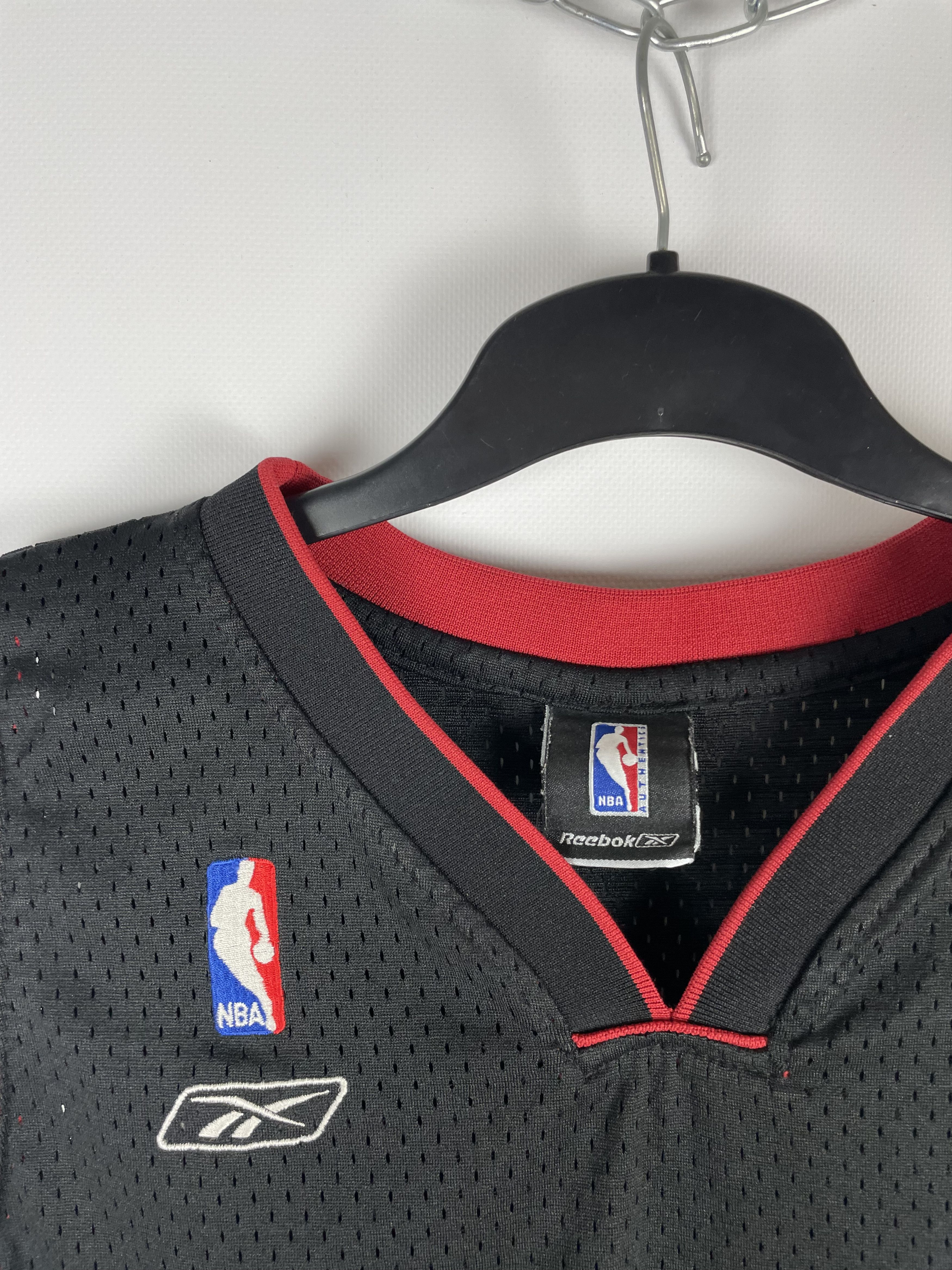 NBA Miami Heat Dwayne Wade #3 Reebok Jersey Size US XL / EU 56 / 4 - 4 Thumbnail