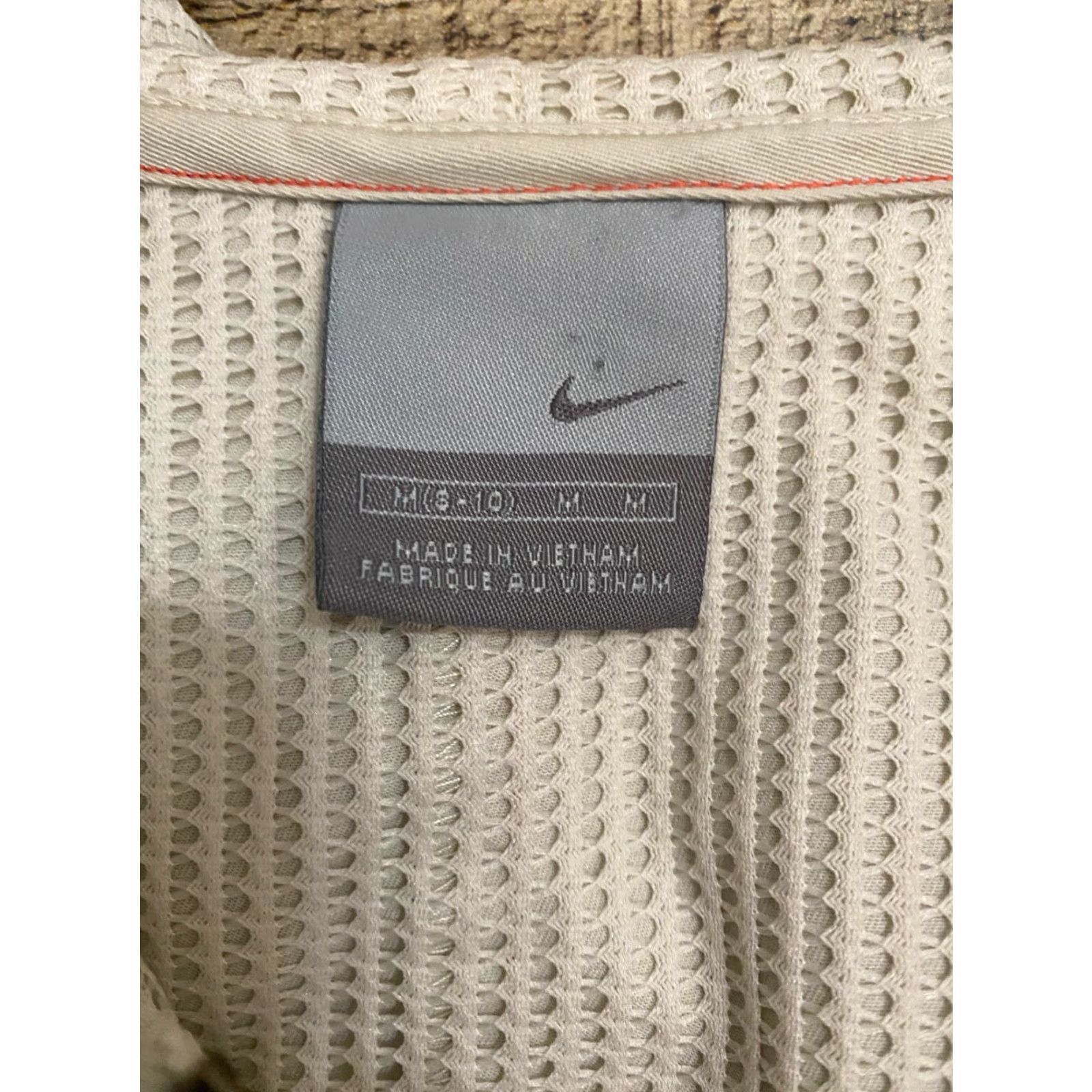 Nike VINTAGE Nike Womens MED Jacket Hooded Fitted CREME Pockets Logo 8-10 M Women's Nike Shirt? Size M / US 6-8 / IT 42-44 - 2 Thumbnail
