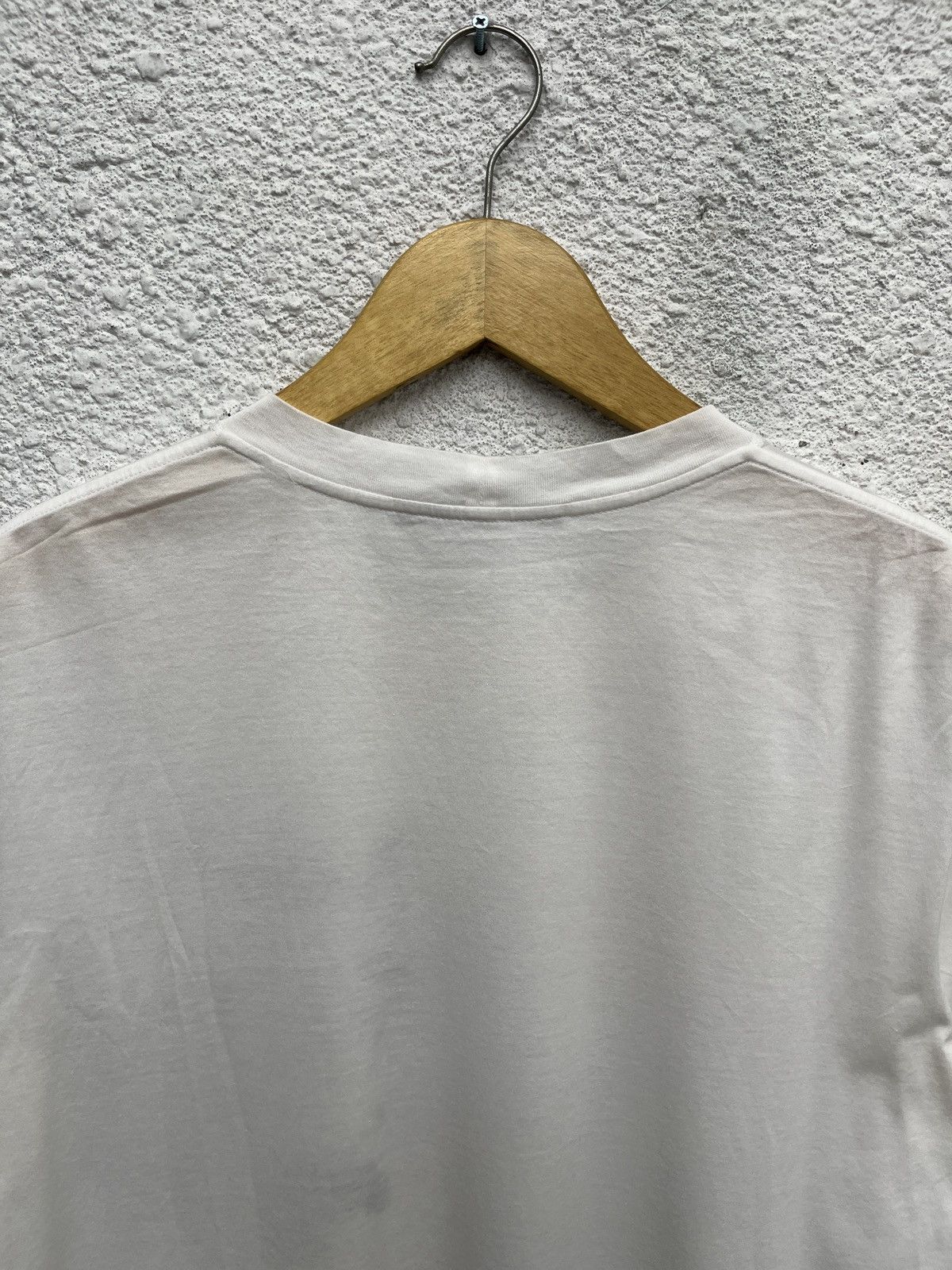 Louis Vuitton Louis Vuitton Paint Splatter Tshirt Size US M / EU 48-50 / 2 - 11 Thumbnail