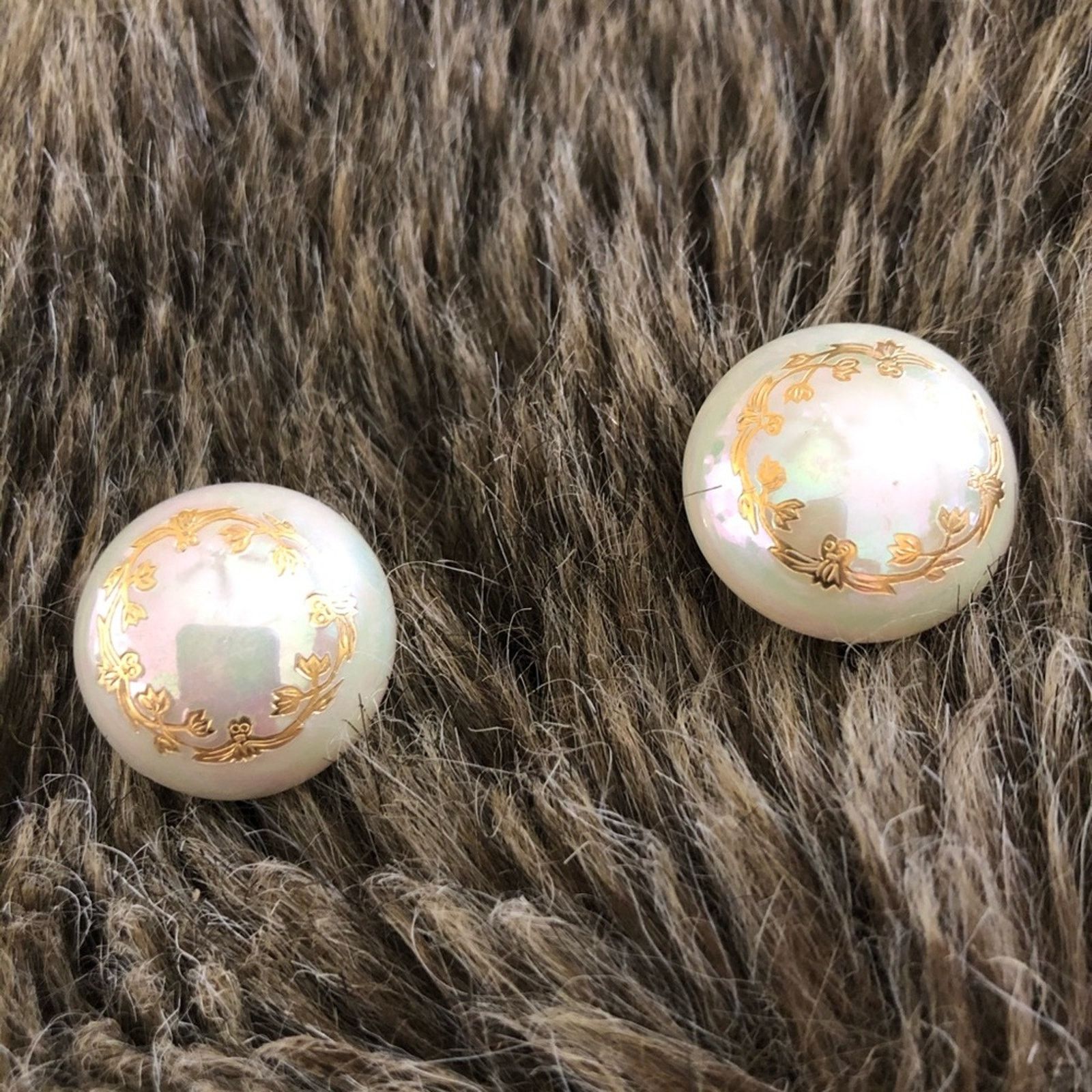 Vintage Vintage 50s opalescent button screw back clips Size ONE SIZE - 1 Thumbnail