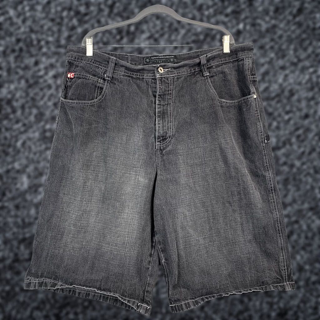 Southpole Southpole Jeans Shorts Men Black Denim Baggy 5-Pocket Waist 37 Inseam 12 Hip Hop Y2K Men’s Distressed? Size US 37 - 1 Thumbnail