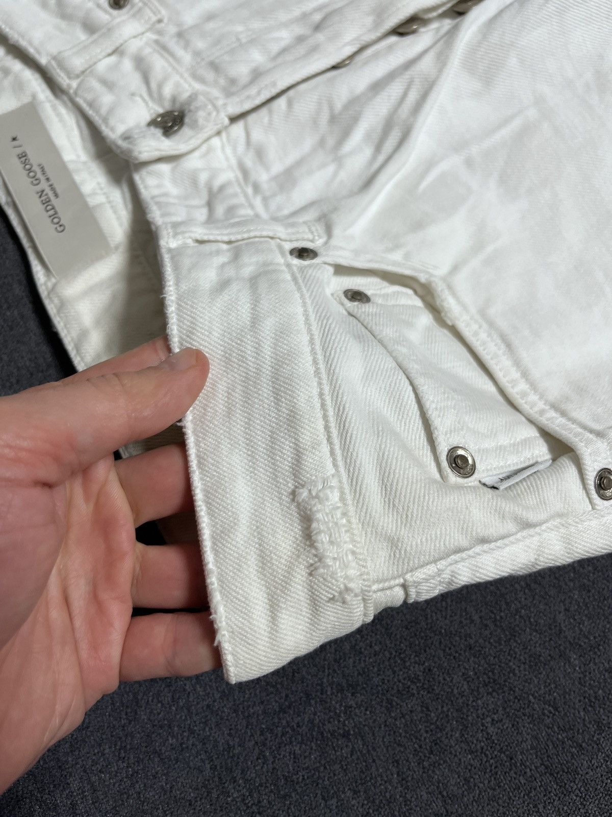 Golden Goose Golden Goose Distressed White Jeans Size US 31 - 6 Thumbnail