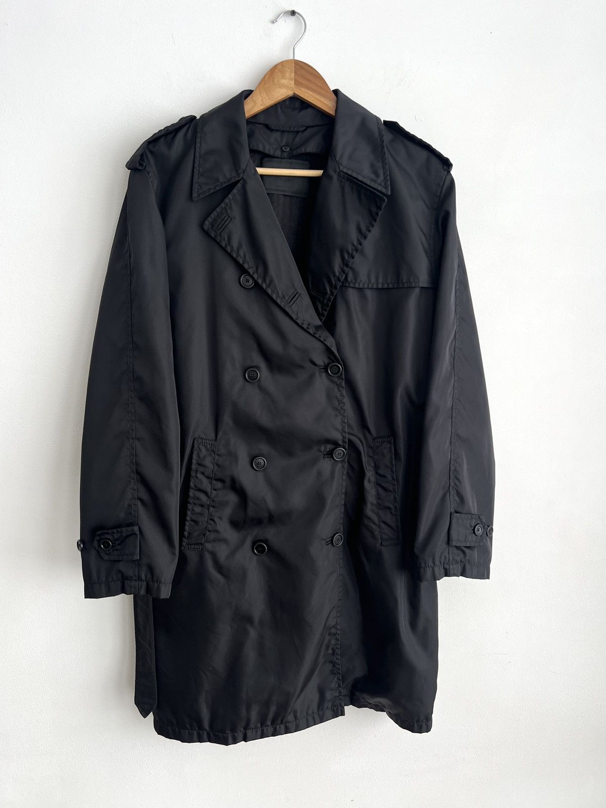 Prada 90s Prada ReNylon Double Breasted Black Trench Coat Size US M / EU 48-50 / 2 - 1 Thumbnail