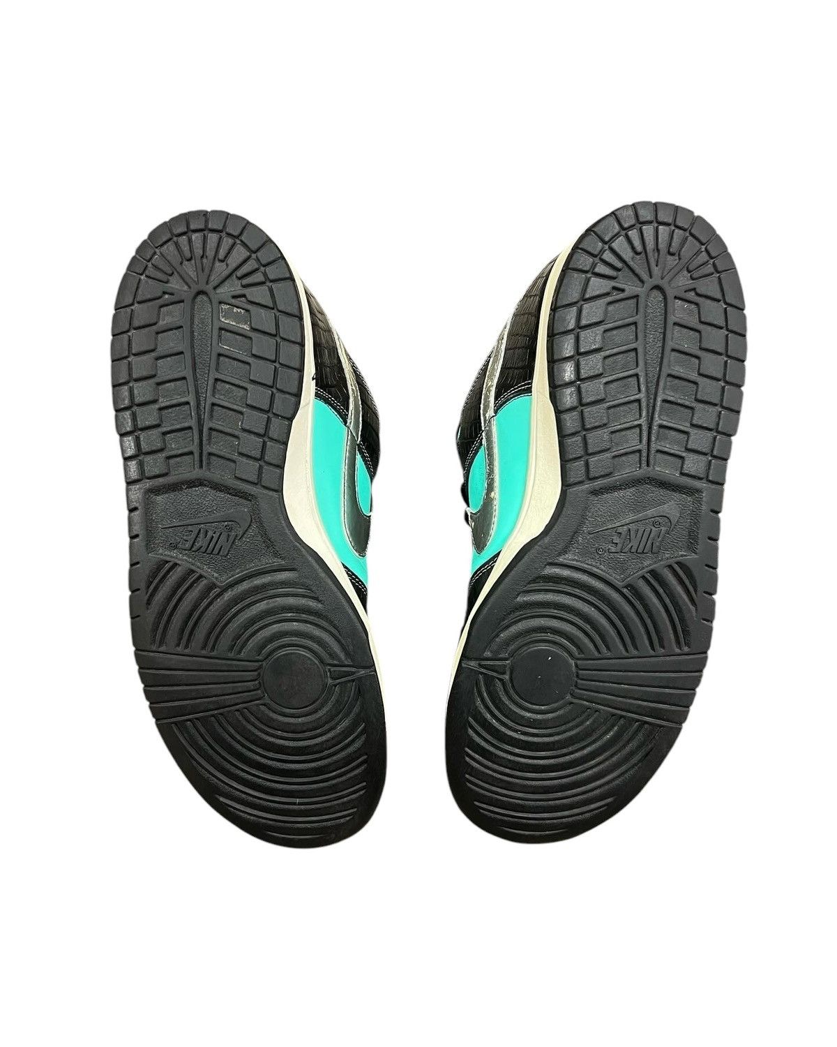 Diamond Supply Co. × Nike Nike Diamond Supply Co. x Dunk Low Pro SB 'Tiffany'****SOLD* Size US 11 / EU 44 - 4 Thumbnail