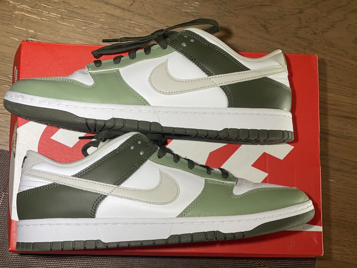 Nike NIKE DUNK LOW OLIVE Size US 11 / EU 44 - 11 Thumbnail