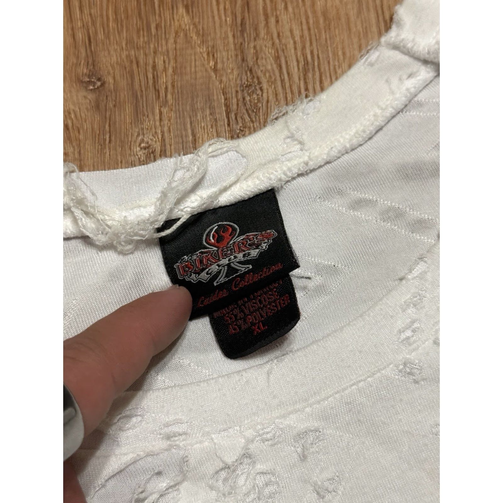 Vintage VINTAGE Bikers Club Womens T-Shirt Distressed Embellished Size XL White Size XL / US 12-14 / IT 48-50 - 3 Thumbnail