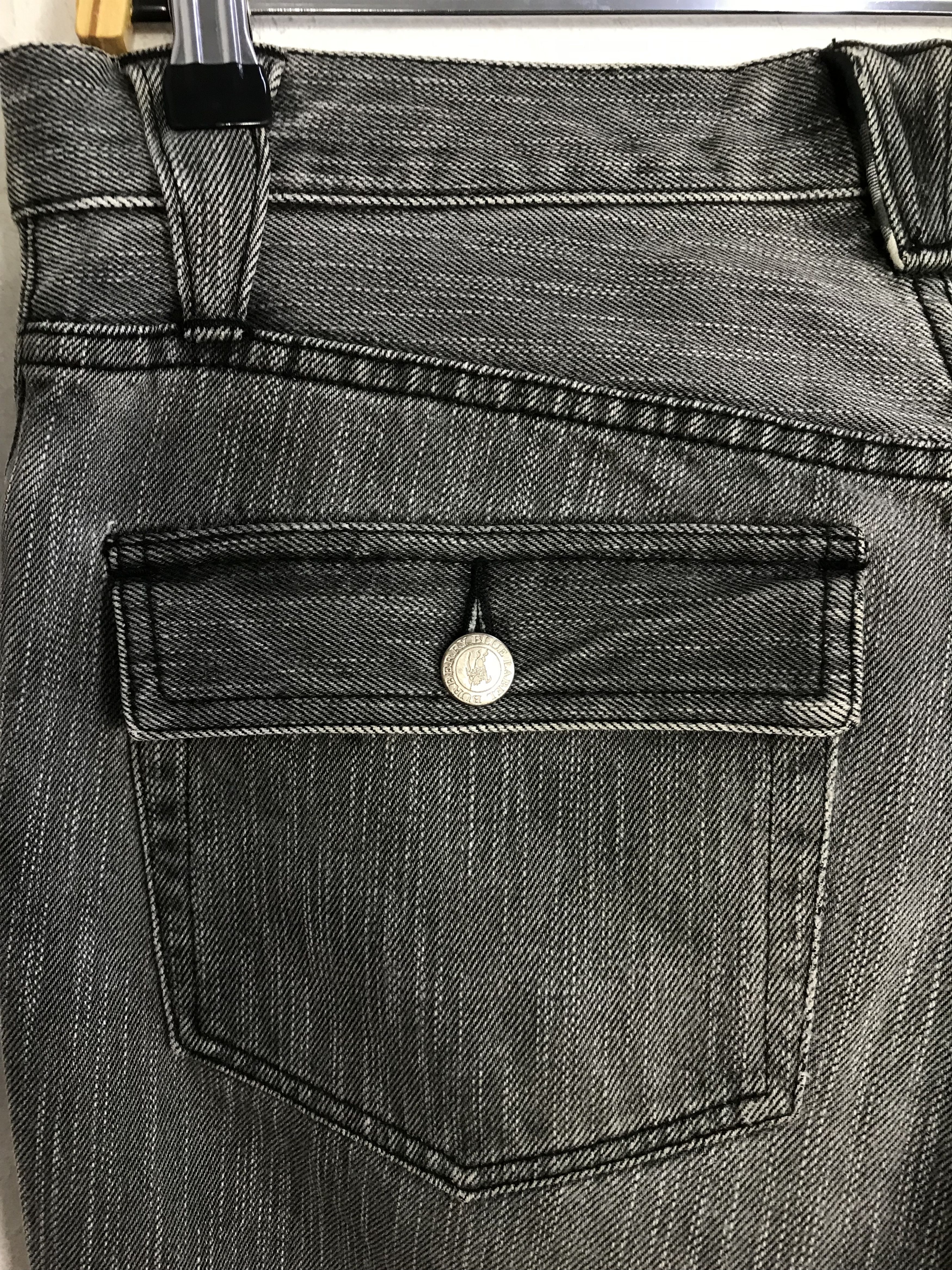 Burberry Burberry London Blue Label Button Jeans Fashion Style Size US 31 - 12 Thumbnail