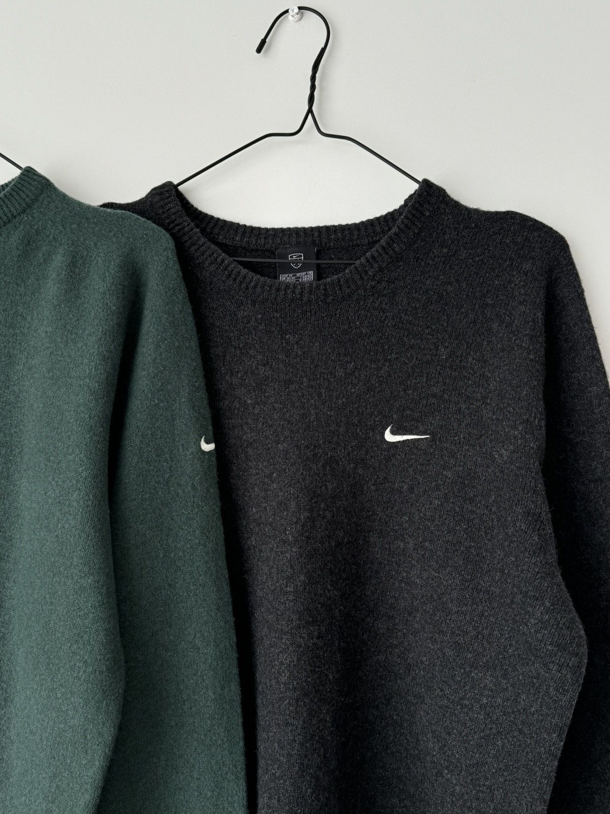 Nike × Vintage Vintage 00s Nike Golf Wool Black Sweater Size US M / EU 48-50 / 2 - 4 Thumbnail