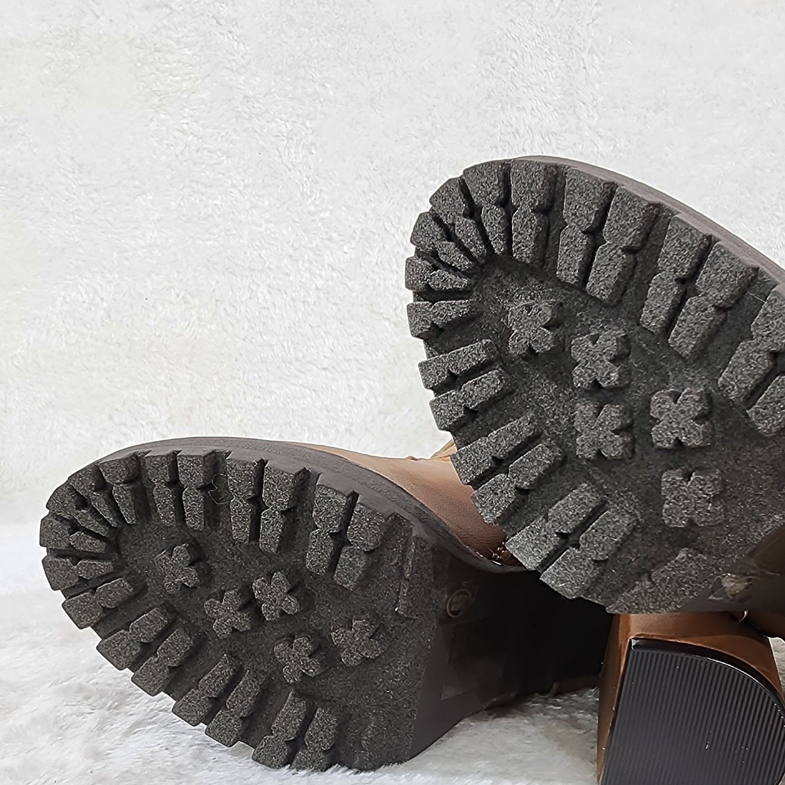 Other Park Ave Brown / Tan Faux Suede Chunky Platform High Heel An Size US 5.5 / EU 38 - 7 Thumbnail