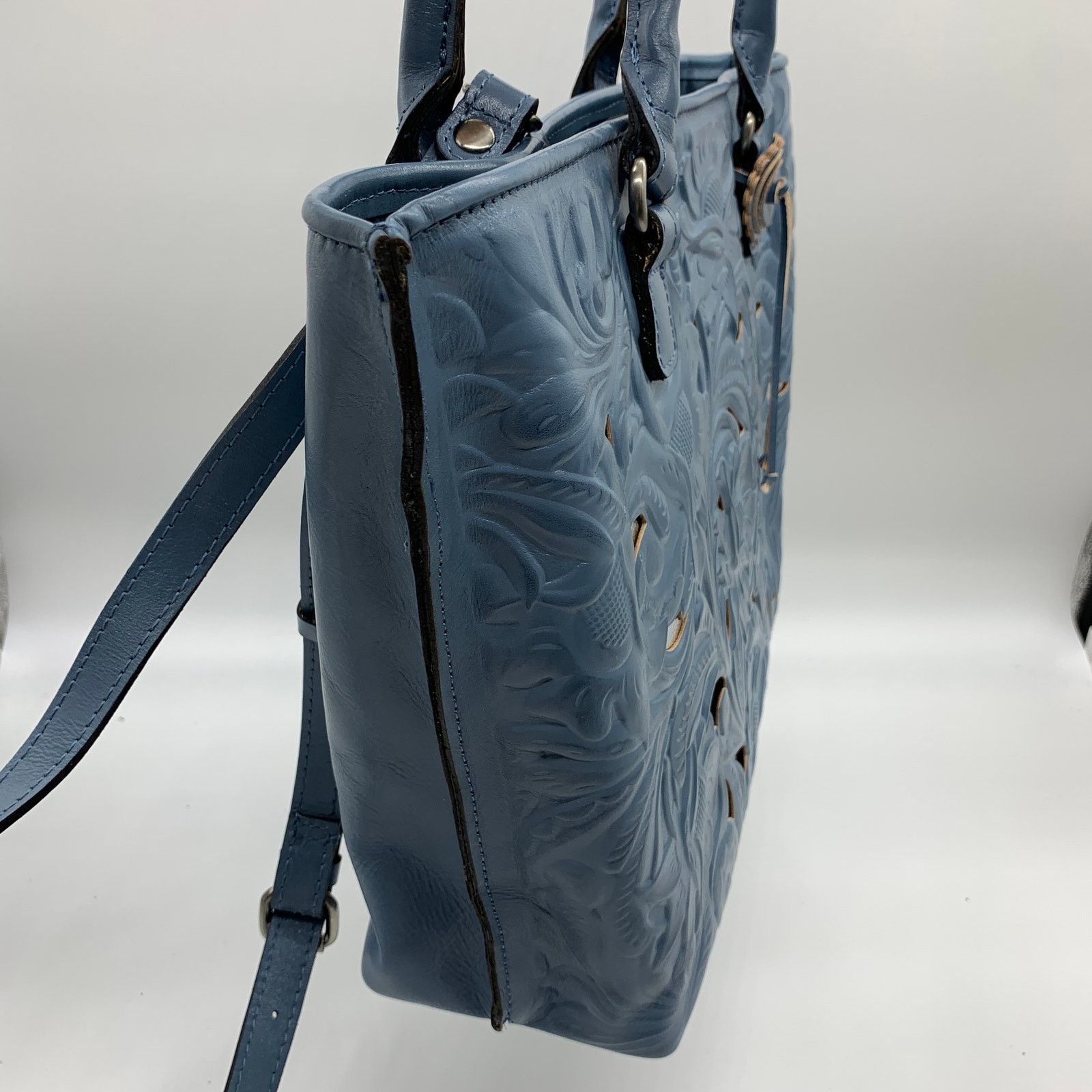 Other Patricia Nash Blue Leather Handbags Cutout Adeline Tote Size ONE SIZE - 10 Thumbnail