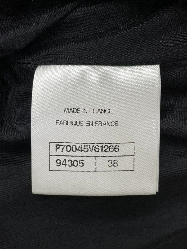 Chanel chanel Black side diamond buckle high slitch skirt Size 25" / US 0 / IT 36 - 5 Thumbnail