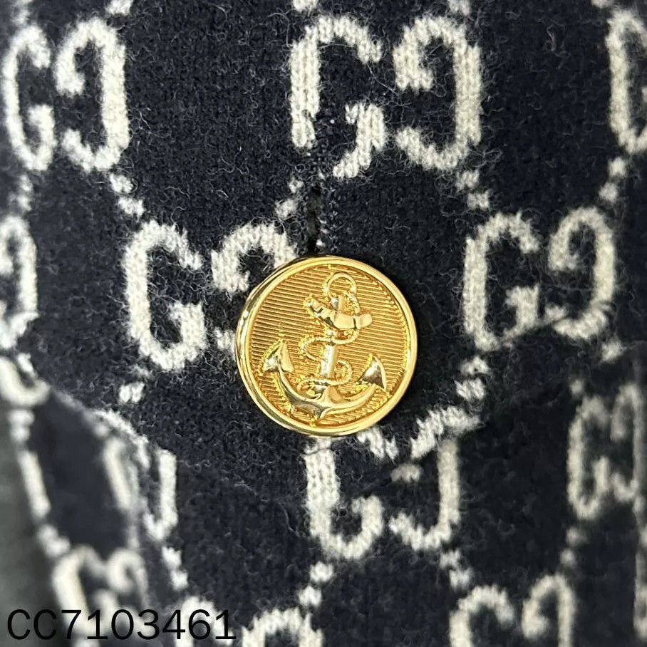 Gucci GUCCI all over print gold button draped shawl coat L Size L / US 10 / IT 46 - 6 Thumbnail