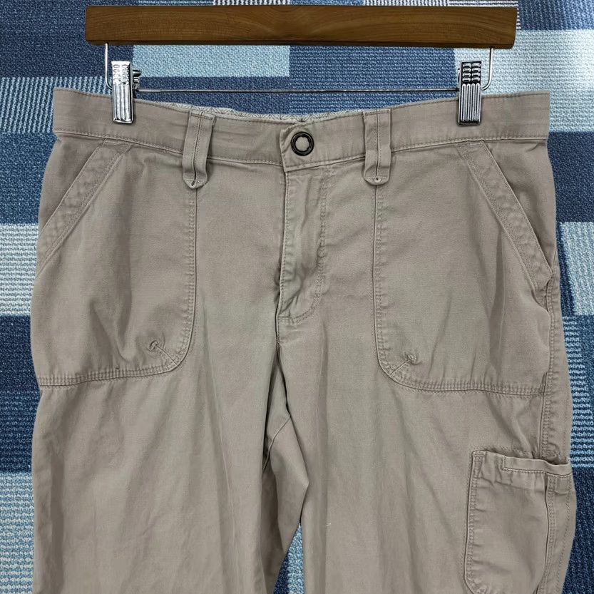 Lee Lee Capri Pants Women's Regular Beige Pockets Capri 20.5in Inseam Mid Rise 9.5in Straight 31 Waist Cotton Blend Beach Casual 2000s Size 32" / US 10 / IT 46 - 1 Thumbnail