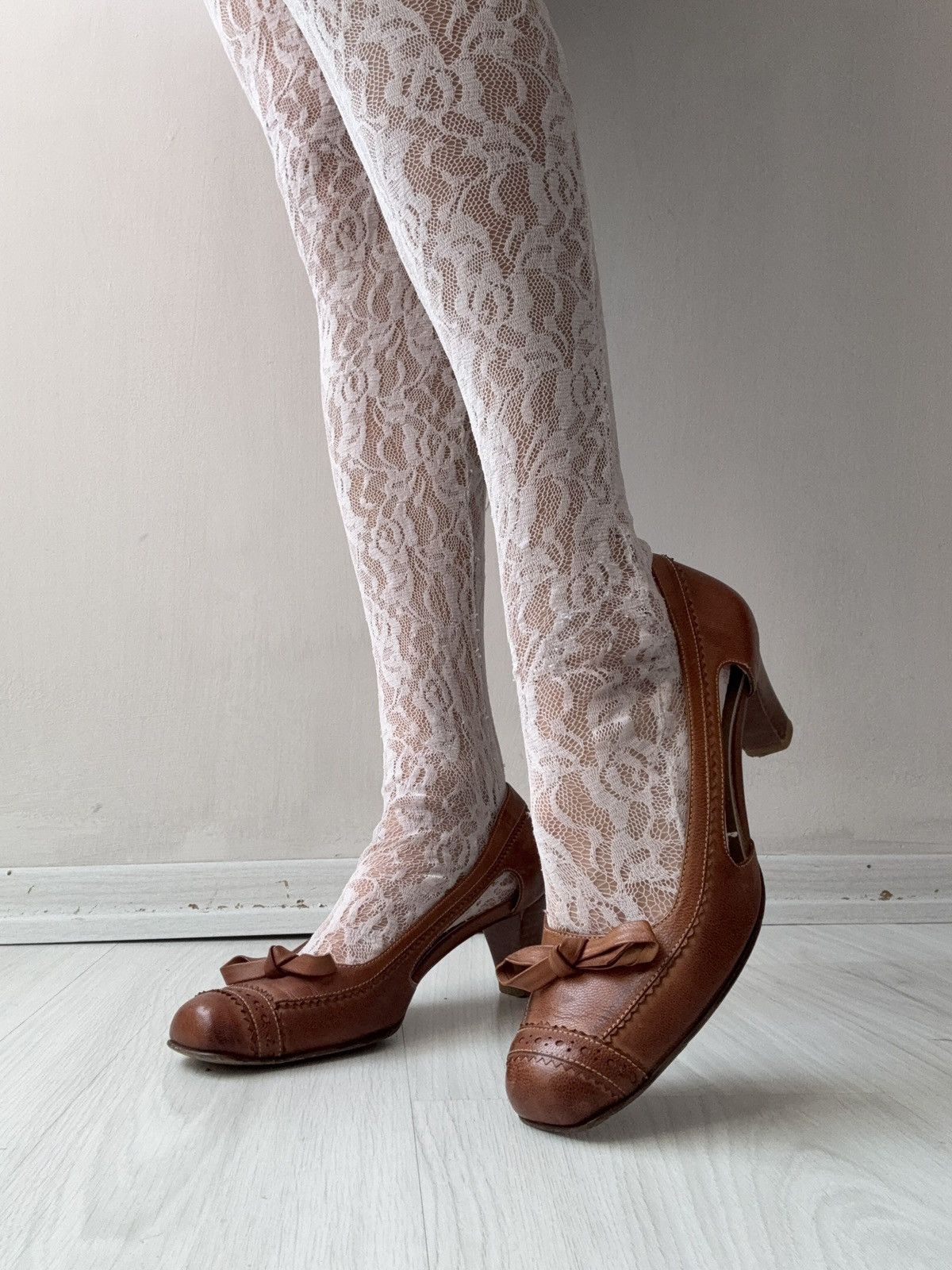 Vintage Vintagw heels Size US 7 / IT 37 - 1 Thumbnail
