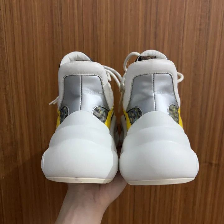 Louis Vuitton Louis Vuitton Sporty Casual Sneakers in White and Yellow -2 Size US 8.5 / EU 41-42 - 3 Thumbnail