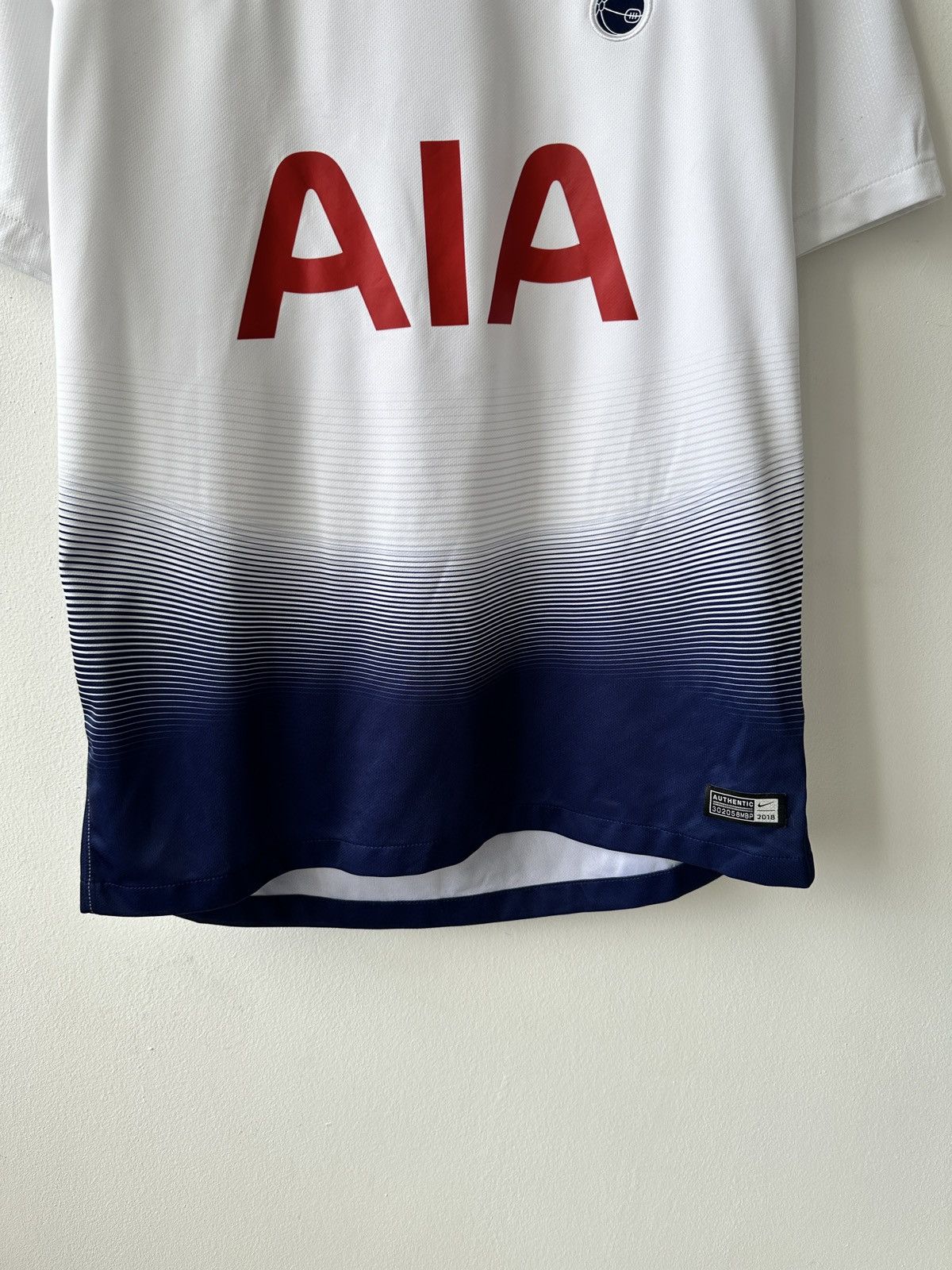 Nike Tottenham Hotspur Home Football Shirt 2018/19 Jersey Nike Size US M / EU 48-50 / 2 - 4 Thumbnail