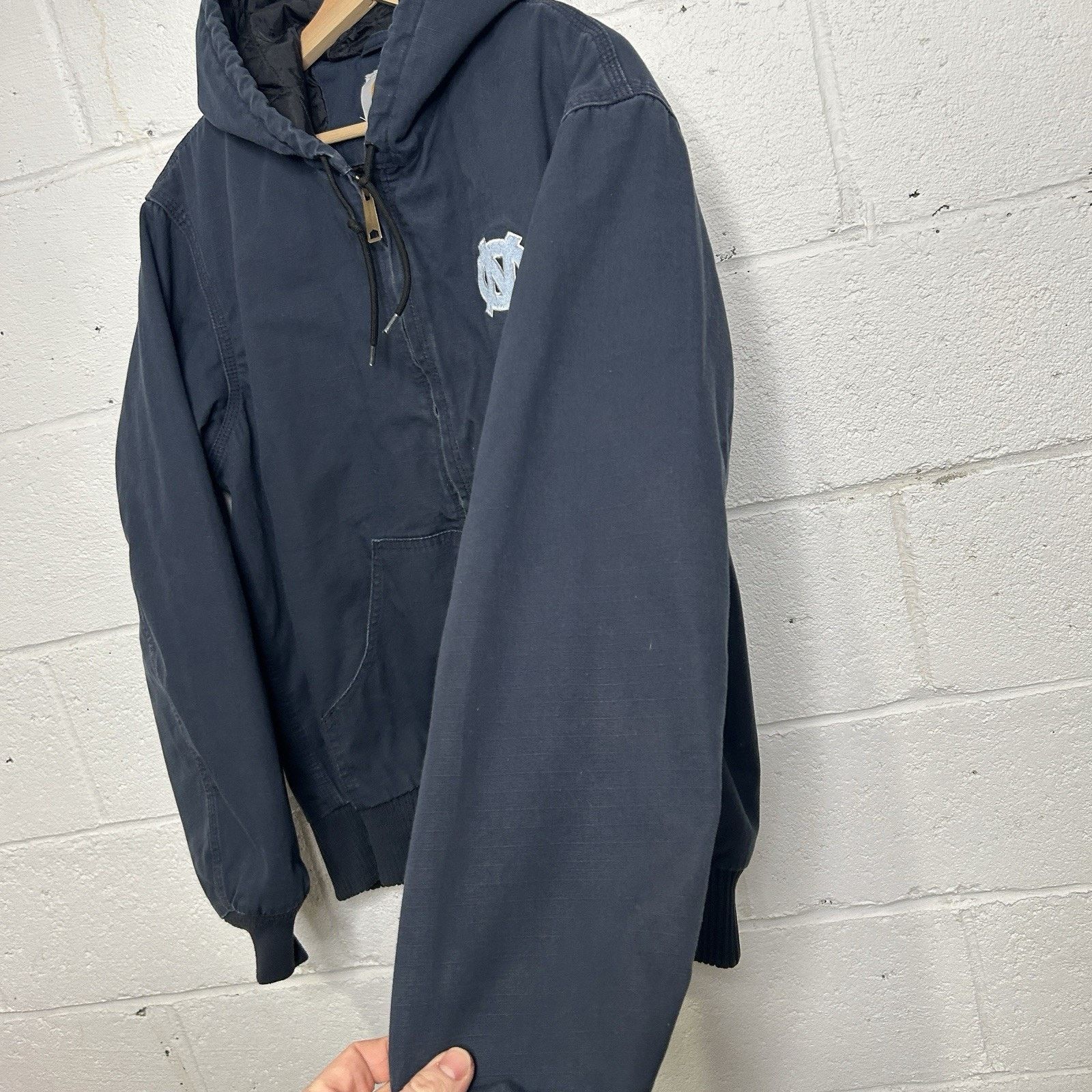 Carhartt Y2K Carhartt Ripstop Hooded Active Jacket "UNC Tarheels" Size US M / EU 48-50 / 2 - 9 Thumbnail