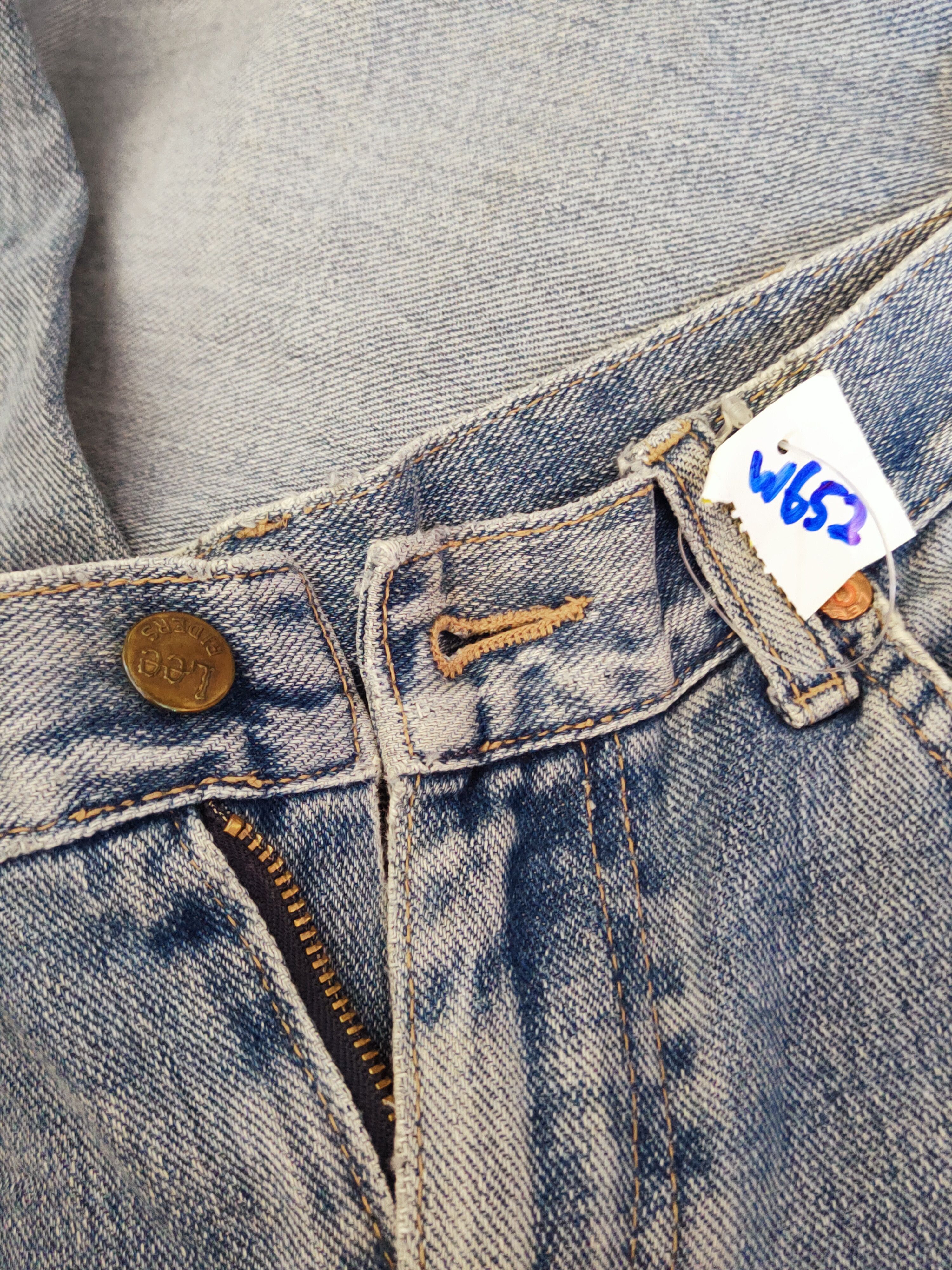 Japanese Brand Lee vintage blue Distressed Ripped Jeans #W652 Size US 32 / EU 48 - 19 Thumbnail