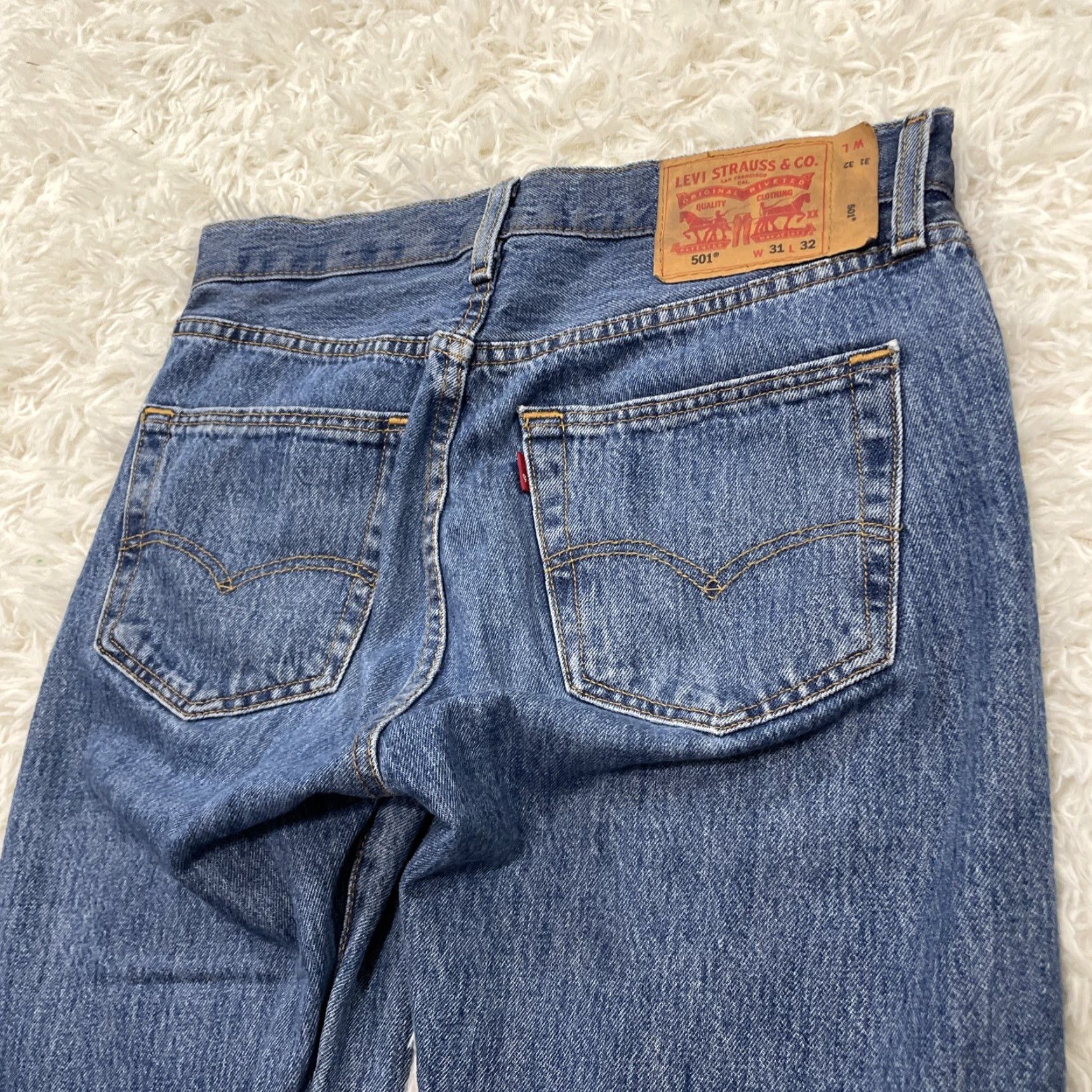 Levi's VINTAGE Levi's 501xx Jeans Mens 31x32 Blue Straight Button Fly 2000's Levis 501 xx Denim Size US 31 - 3 Thumbnail