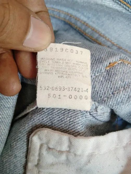 Levi's 90s Vintage Levis 501 Made In USA Distressed Jeans 36x30 Size US 36 / EU 52 - 13 Thumbnail