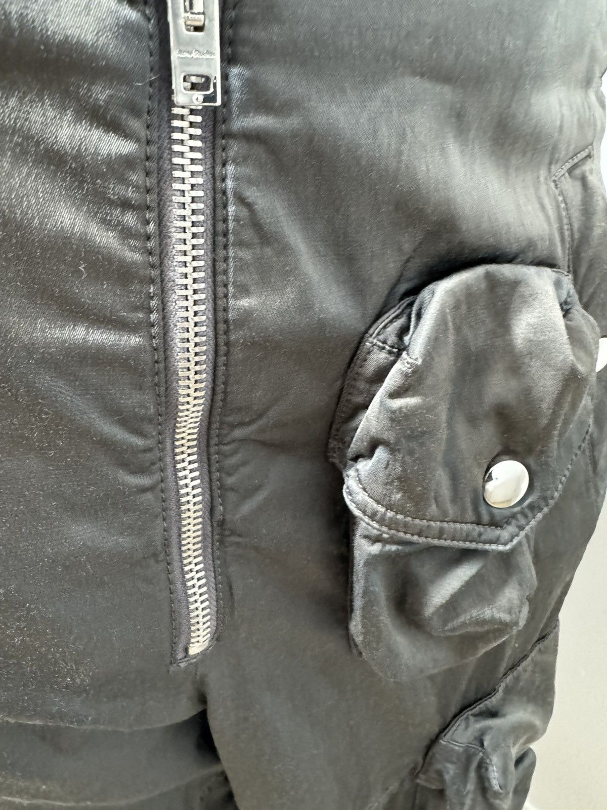 Acne Studios EUC Acne Studios Dusty Grey Satin Cargo Pants Size 28" / US 6 / IT 42 - 10 Thumbnail