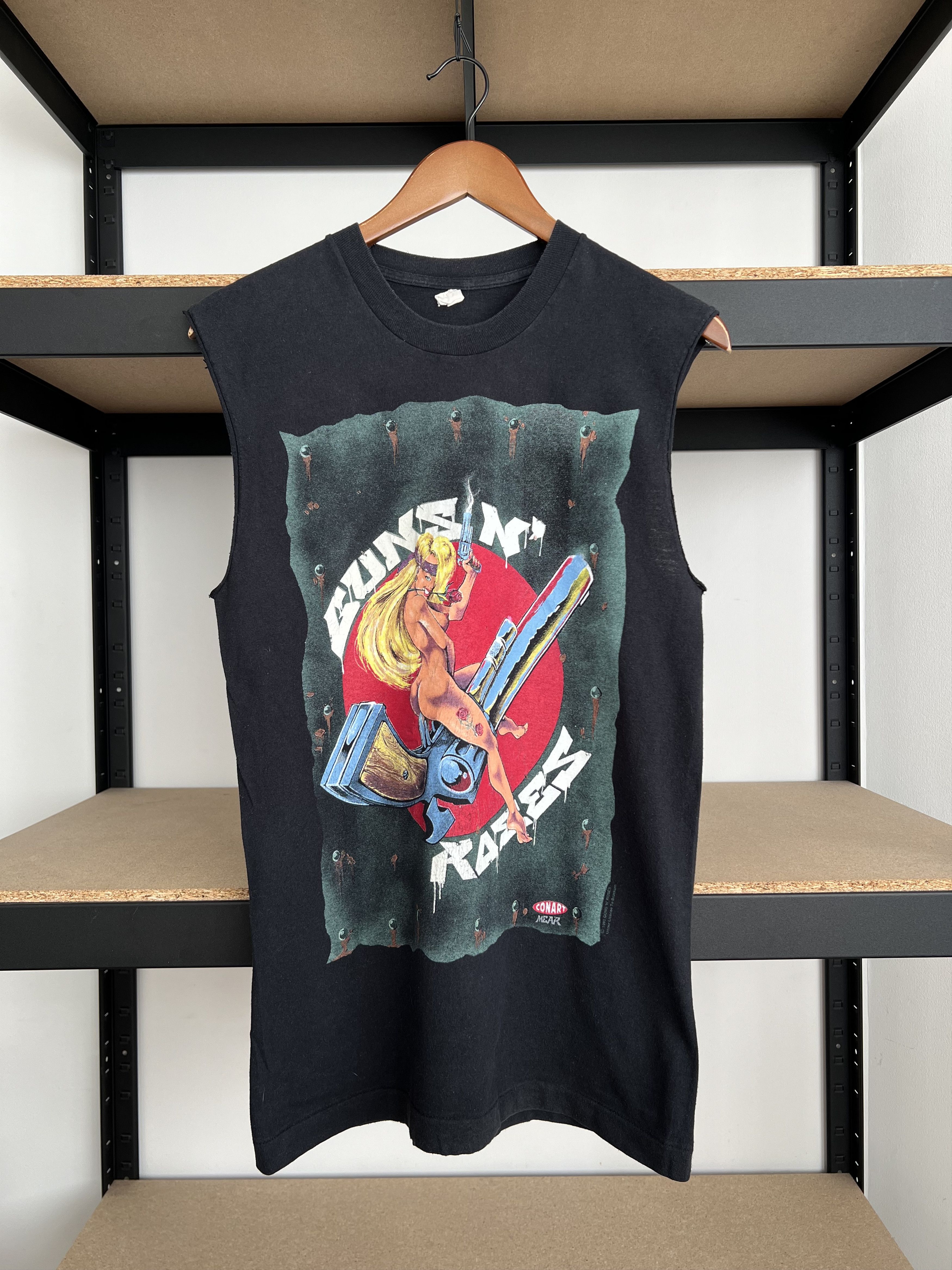 Band Tees Vintage 1992 Guns N Roses Conart Black T-shirt Size US M / EU 48-50 / 2 - 1 Thumbnail