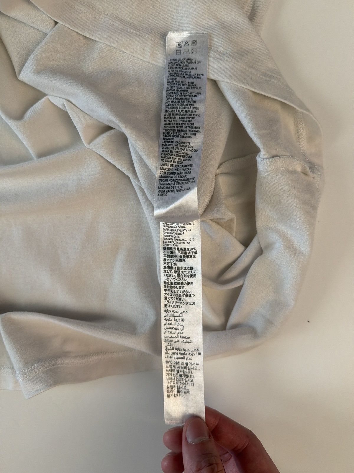 Balenciaga Balenciaga white hotel T Size US L / EU 52-54 / 3 - 7 Thumbnail