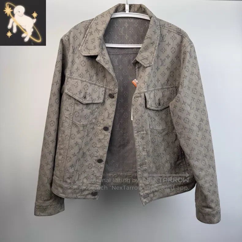 Louis Vuitton Louis Vuitton Grey Logo full-print single-breasted casual Size US M / EU 48-50 / 2 - 1 Thumbnail