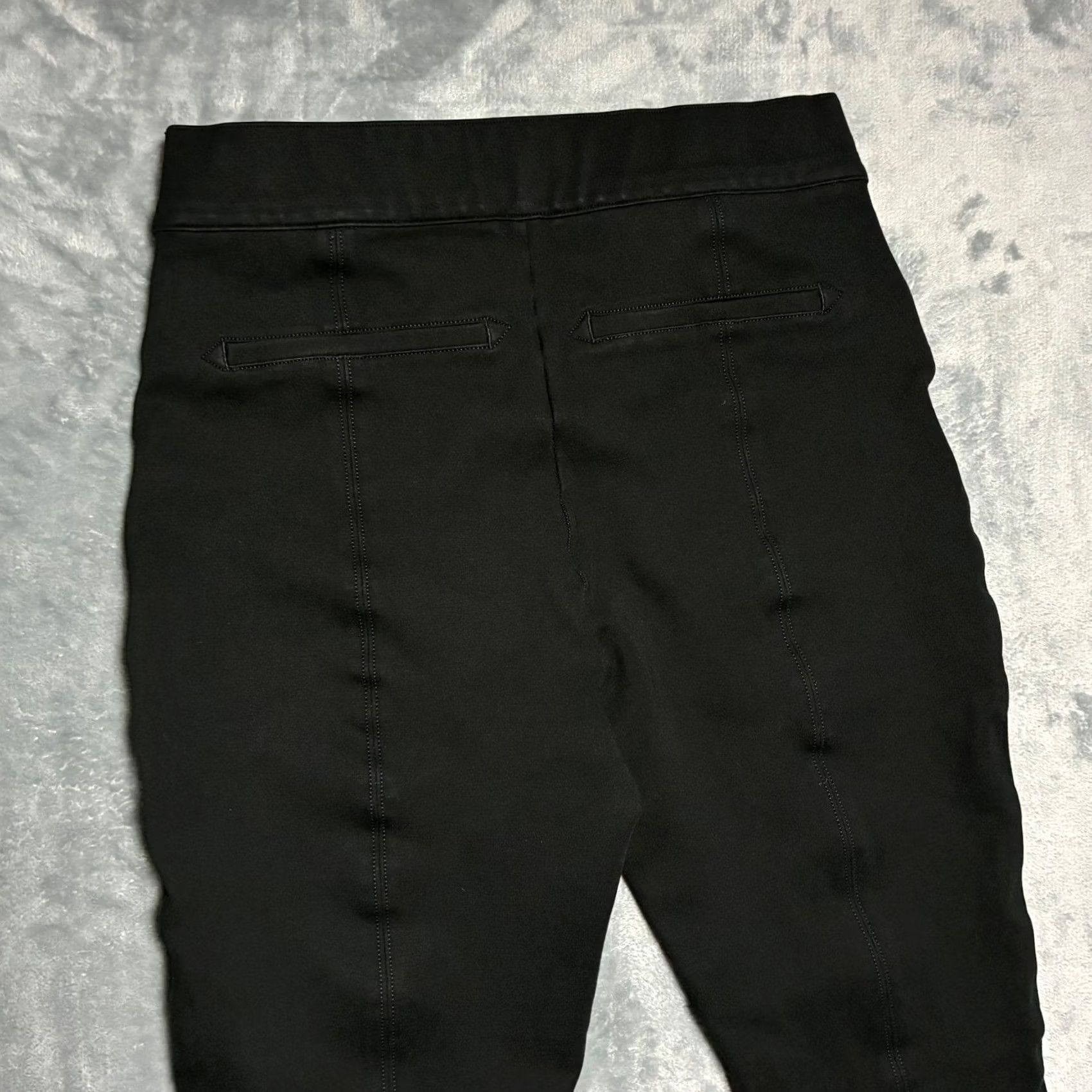 Spanx SPANX Black Ponte Knit Pull On Cropped Ankle Pants Women's M Slim Pull On Flat Front Size 32" / US 10 / IT 46 - 4 Thumbnail