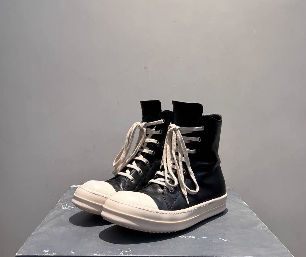 Rick Owens Rick Owens Leather High-Top Converse-Inspired Sneakers Size US 7.5 / EU 40-41 - 1 Thumbnail