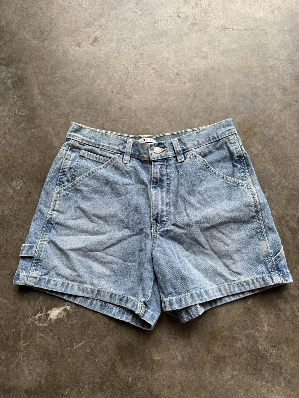 Tommy Hilfiger Vintage 2000s Tommy Hilfiger High Waisted Light Wash Shorts Size 28" / US 6 / IT 42 - 3 Thumbnail