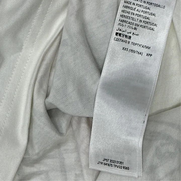 Balenciaga Balenciaga Balenciaga SS24 New Year Logo Print TShirt -250 Size US XXS / EU 40 - 5 Thumbnail