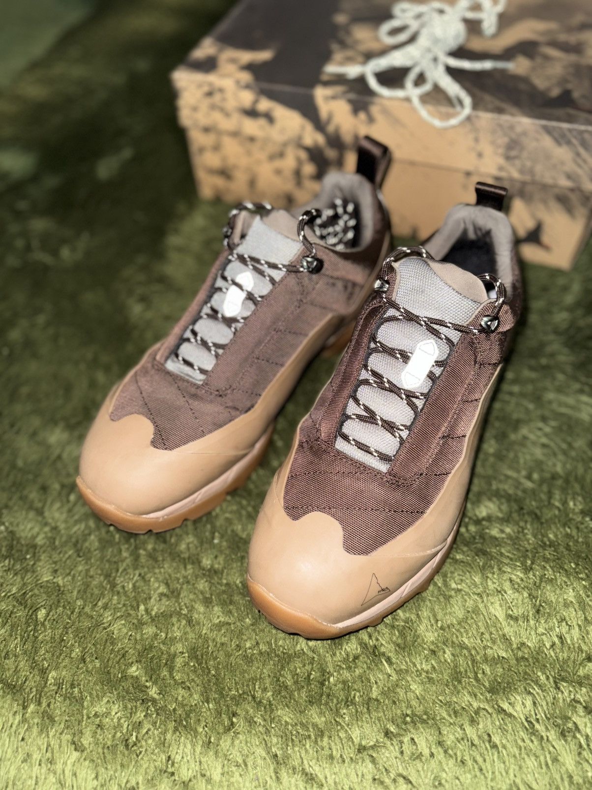 ROA [EU 44] ROA Hiking Katharina Sneakers Brown Size US 10.5 / EU 43-44 - 2 Thumbnail