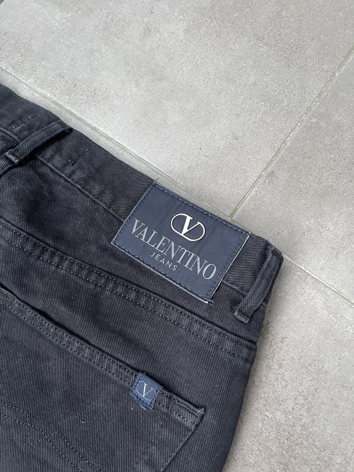 Valentino Valentino Jeans Black Baggy Denim Pants Size US 34 / EU 50 - 14 Thumbnail