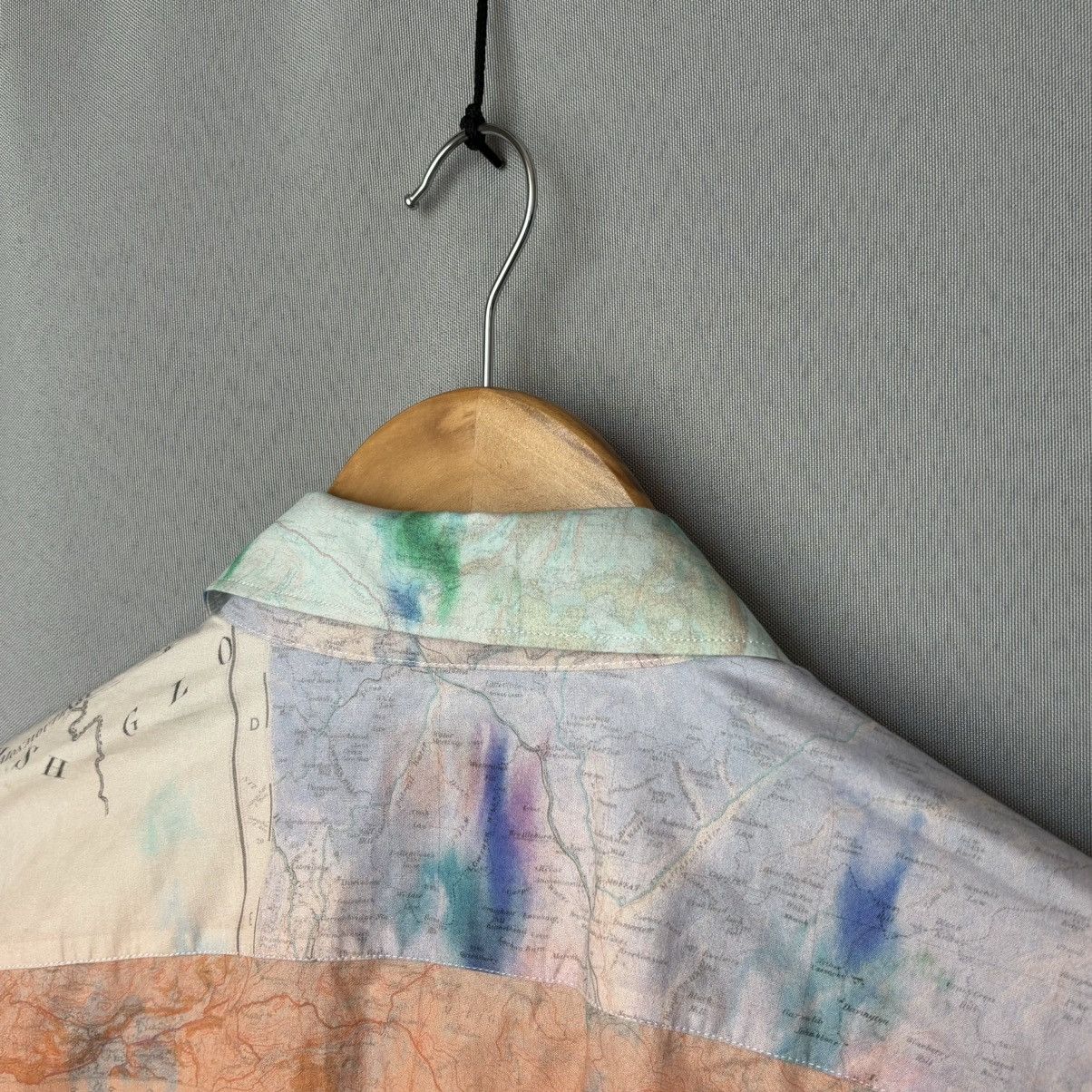 Paul Smith Paul smith rare shirt map button up medium Size US M / EU 48-50 / 2 - 9 Thumbnail