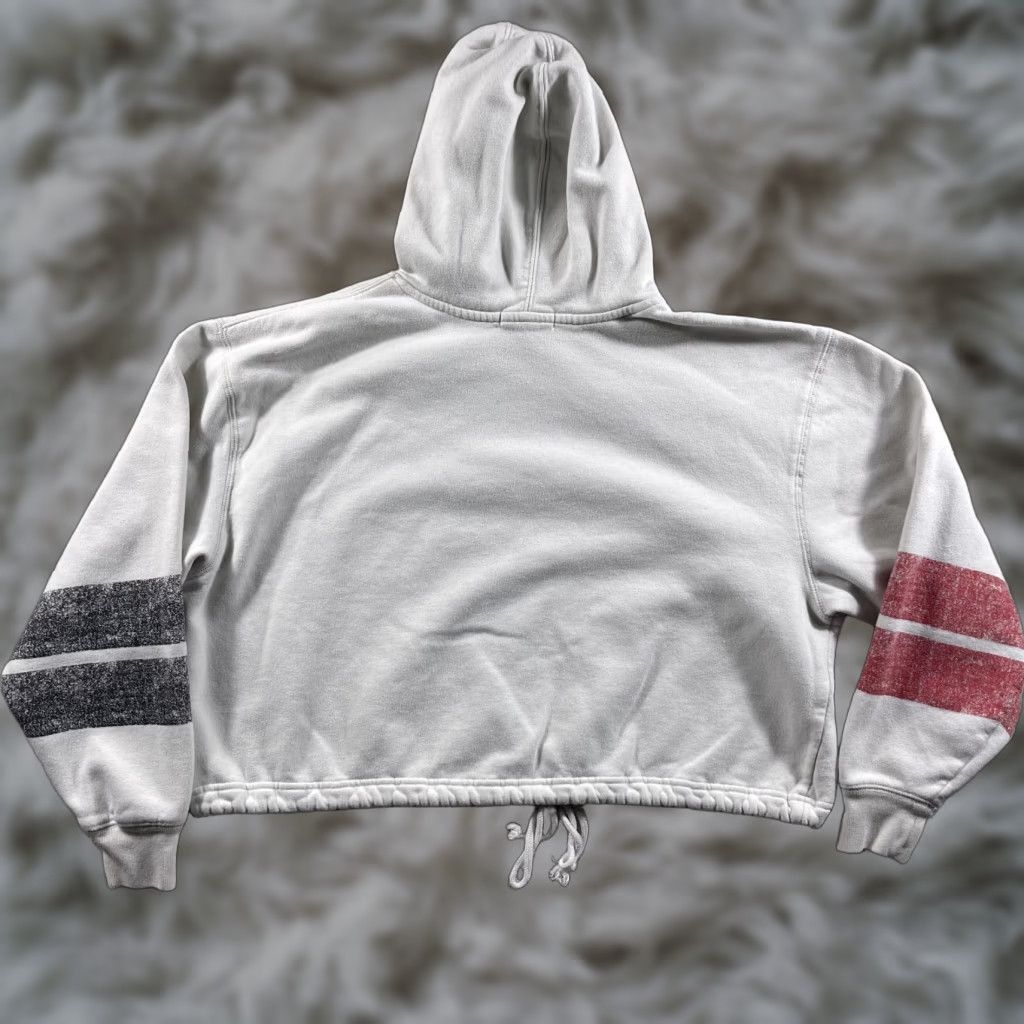 Vintage Atlanta Falcons Hoodie Women's Large White Cropped Boxy Pullover Sweatshirt '47 Size L / US 10 / IT 46 - 1 Thumbnail