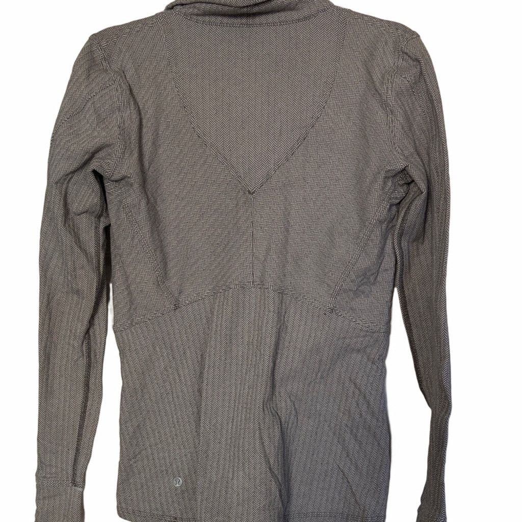 Lululemon Lululemon Kanto Catch Me 1/2 Zip | EUC | Sz 8 Size M / US 6-8 / IT 42-44 - 7 Thumbnail