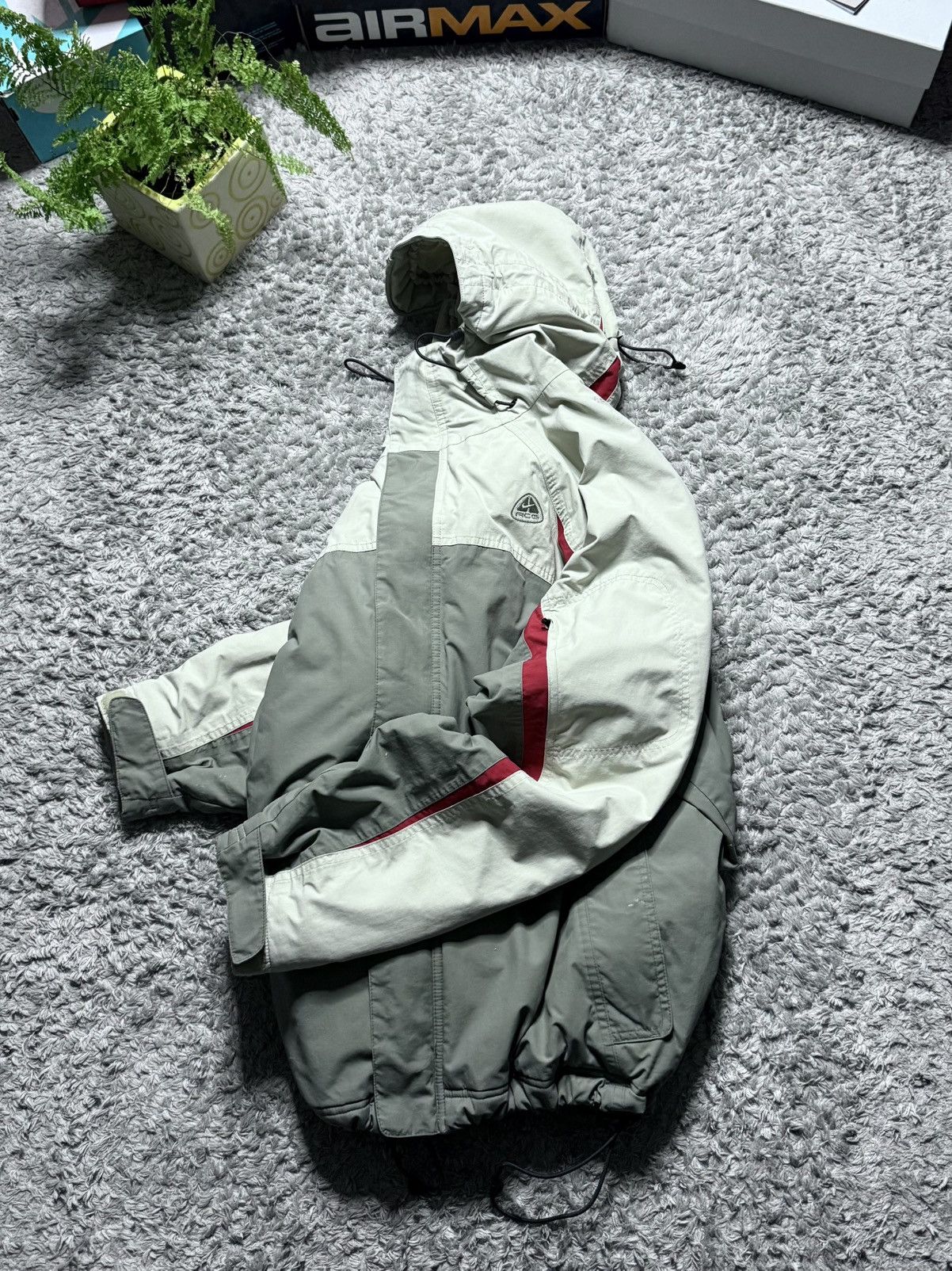 Nike ACG 00s Nike ACG Jacket Outdoor Rare Vintage Logo Drill Size US L / EU 52-54 / 3 - 14 Thumbnail