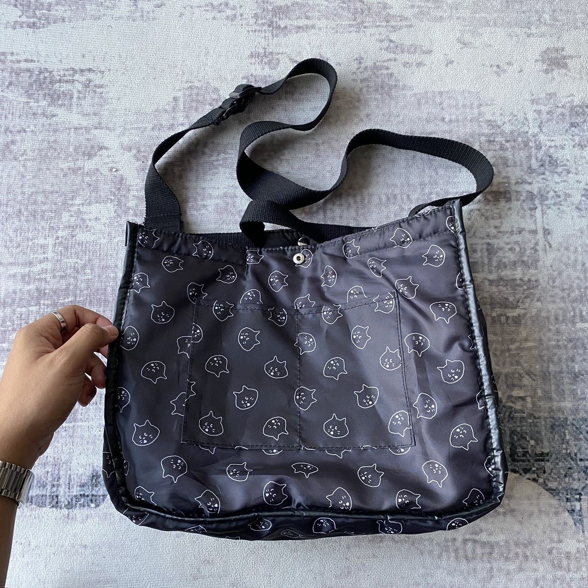 Ne-Net Ne-net by Issey Miyake Puffer Sling Bag Size ONE SIZE - 8 Thumbnail