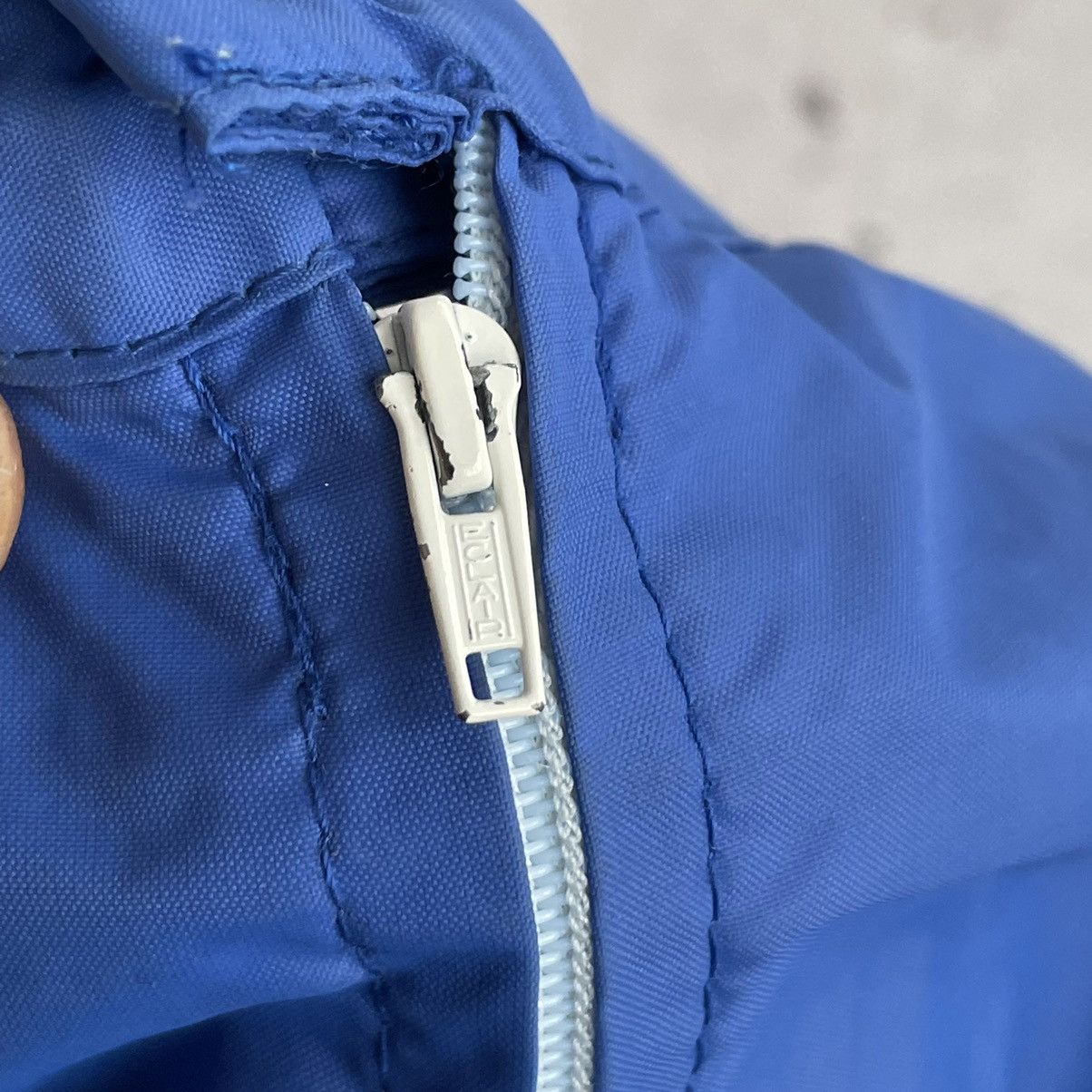 Adidas × Vintage Vintage 80’s Adidas Archive nylon trackpants made in France Size US 36 / EU 52 - 7 Thumbnail