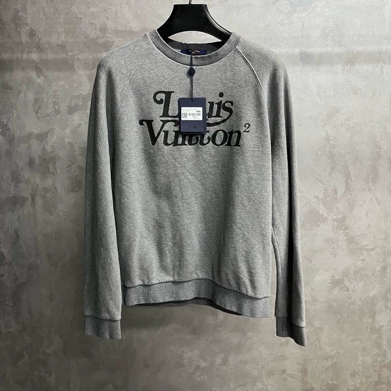 Louis Vuitton Louis Vuitton Co-branded casual pullover sweatshirt Size US M / EU 48-50 / 2 - 1 Thumbnail
