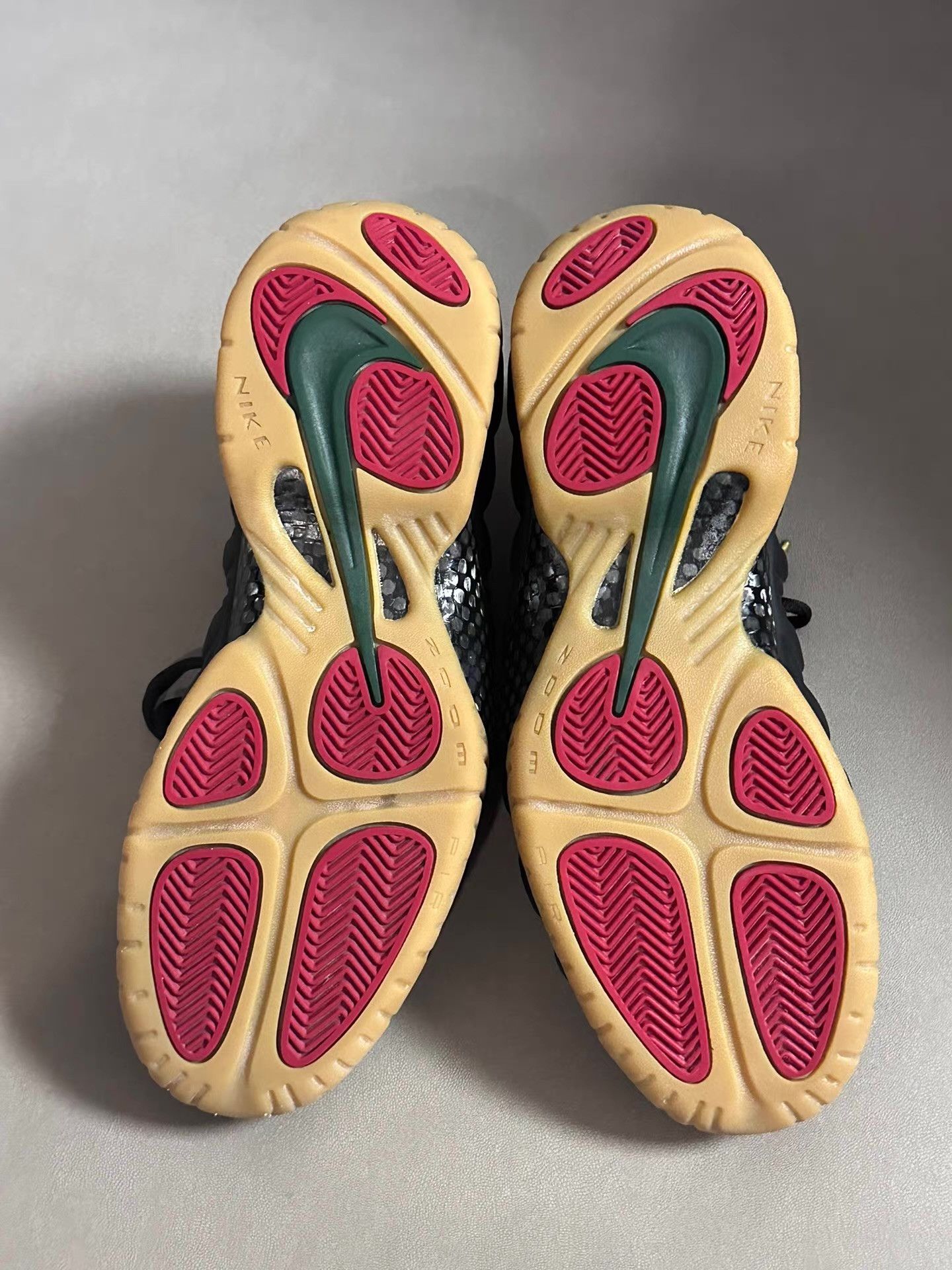 Nike Nike Gucci Foamposite Ｑ20 Size US 9.5 / EU 42-43 - 4 Thumbnail