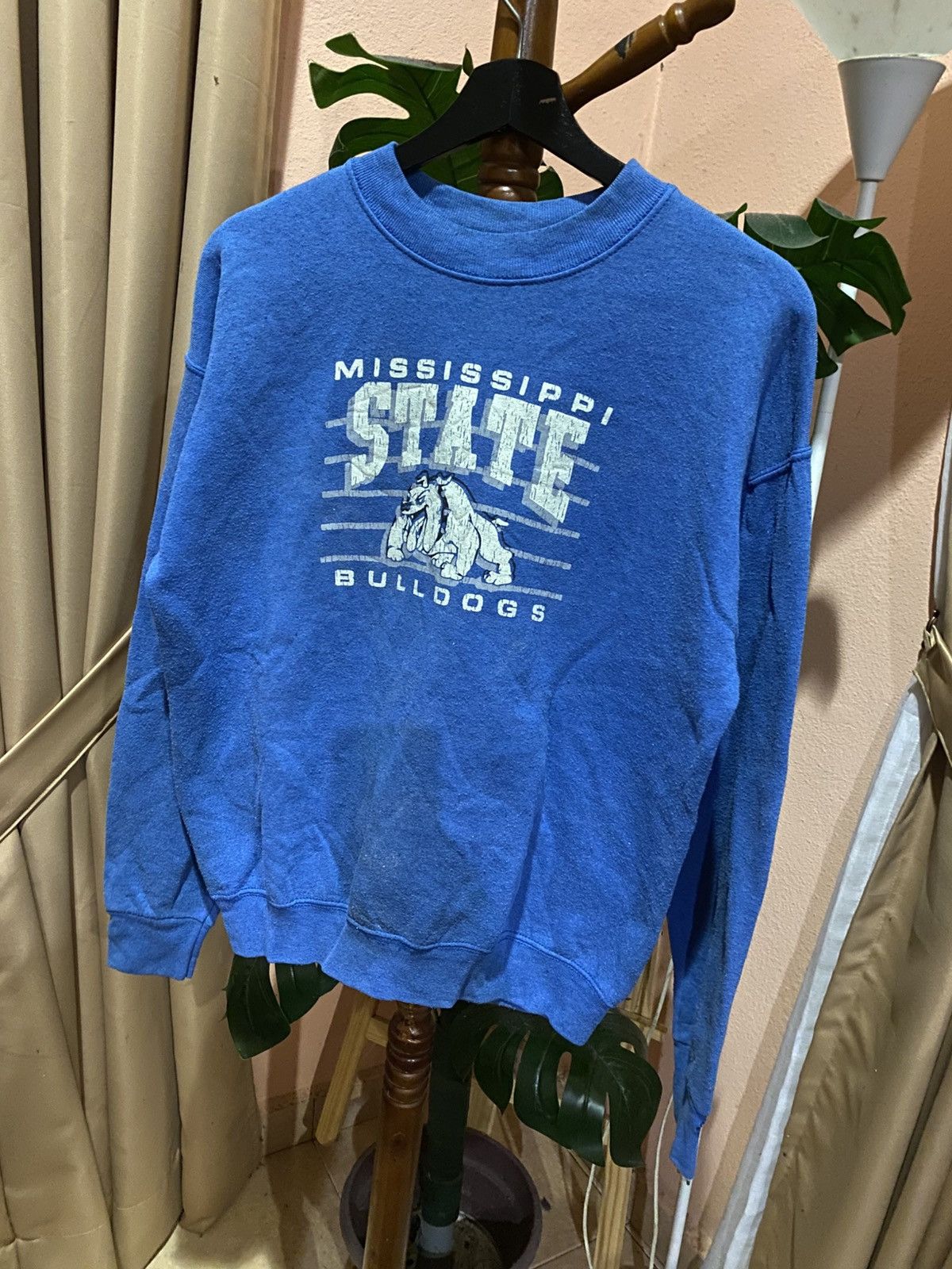 Vintage Vintage 90s Mississippi State Bulldogs Blue Sweatshirt Size US M / EU 48-50 / 2 - 4 Thumbnail