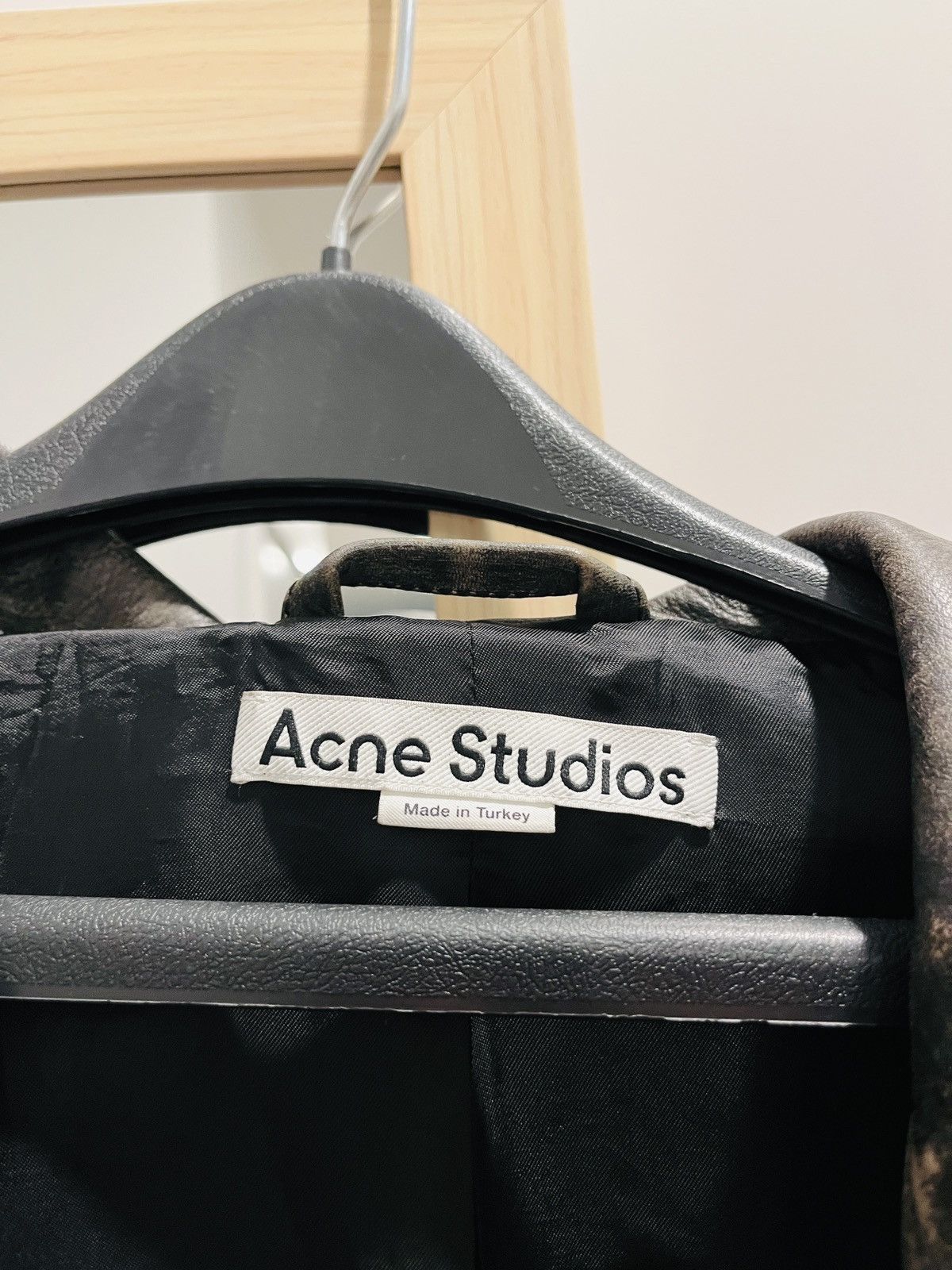 Acne Studios Acne Studios Faded-Effect leather jacket-black Size XS / US 0-2 / IT 36-38 - 3 Thumbnail