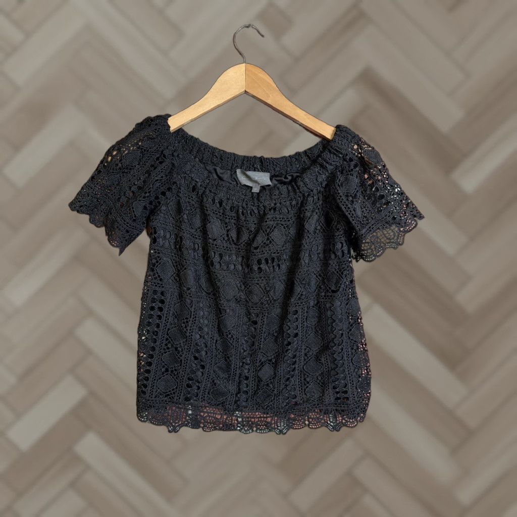 Anthropologie Sundays In Brooklyn Off The Shoulder Lace Eyelet Top XS Black Anthropologie Blouse Women Puff Sleeve Short Sleeve Bohemian Vintage No Size XS / US 0-2 / IT 36-38 - 1 Thumbnail