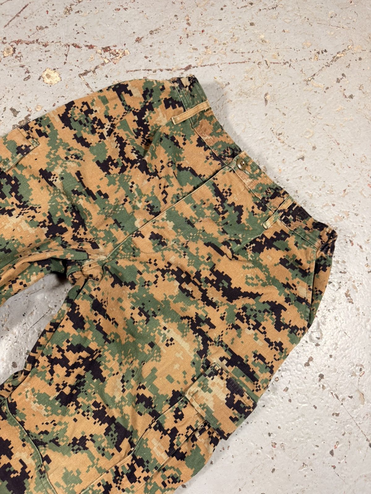 Other Vintage Digital Pixel Camo Cargo Miltisry Oants Size US 30 / EU 46 - 5 Thumbnail
