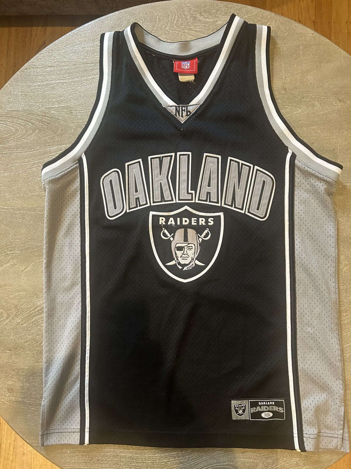 NFL nFL Oakland Raiders basketball jersey Size US XL / EU 56 / 4 - 1 Thumbnail