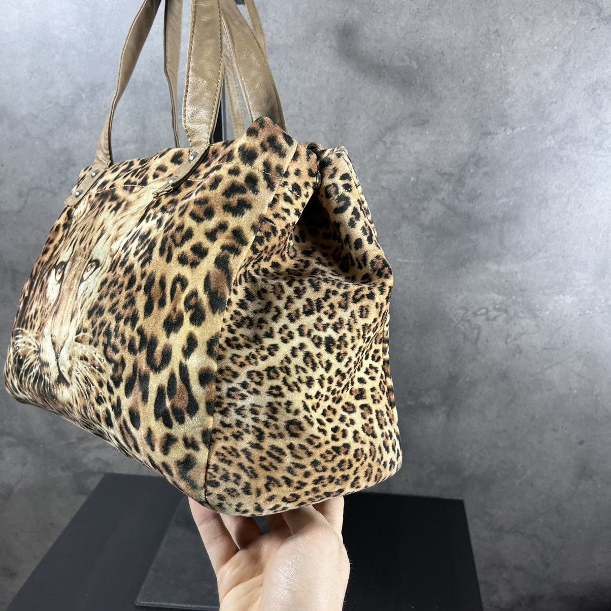 Japanese Brand Vintage Y2K Leopard Print Avant Garde Hand Shoulder Bag Size ONE SIZE - 8 Thumbnail